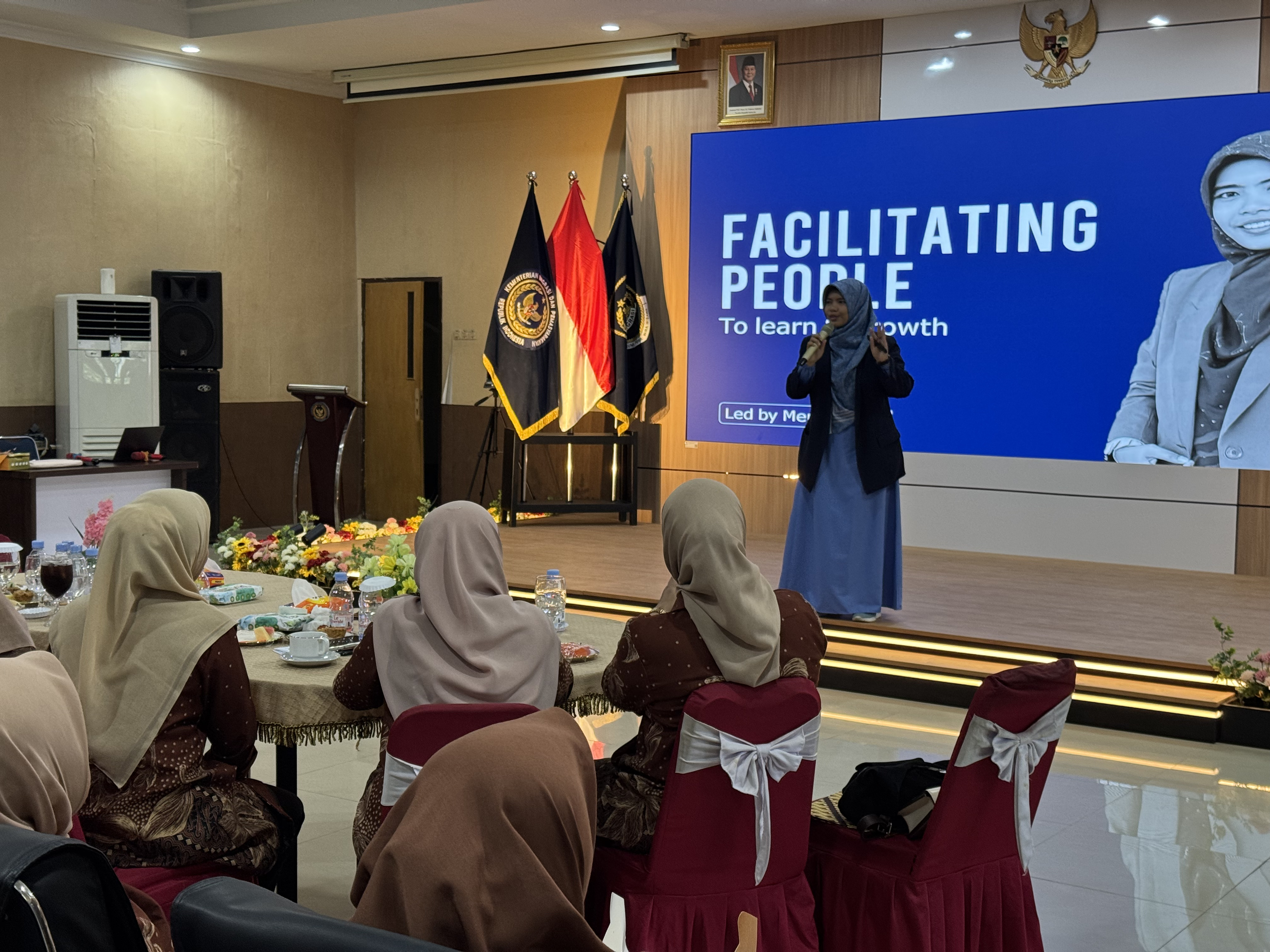 DWP Imigrasi Pekanbaru Rajut Keharmonisan Keluarga melalui Pertemuan KBI Imigrasi se-Riau Bertema Komunikasi Hangat dan Sehat