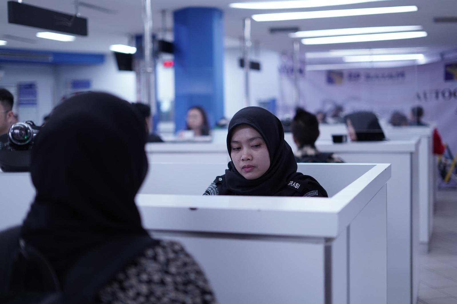Larangan Saat Pemeriksaan Imigrasi di Bandara