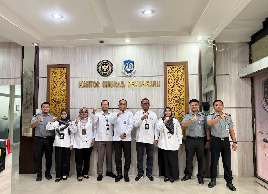 OMBUDSMAN RIAU LAKUKAN PENILAIAN OPINI: IMIGRASI PEKANBARU SIAP TUNJUKKAN LAYANAN BERKELAS