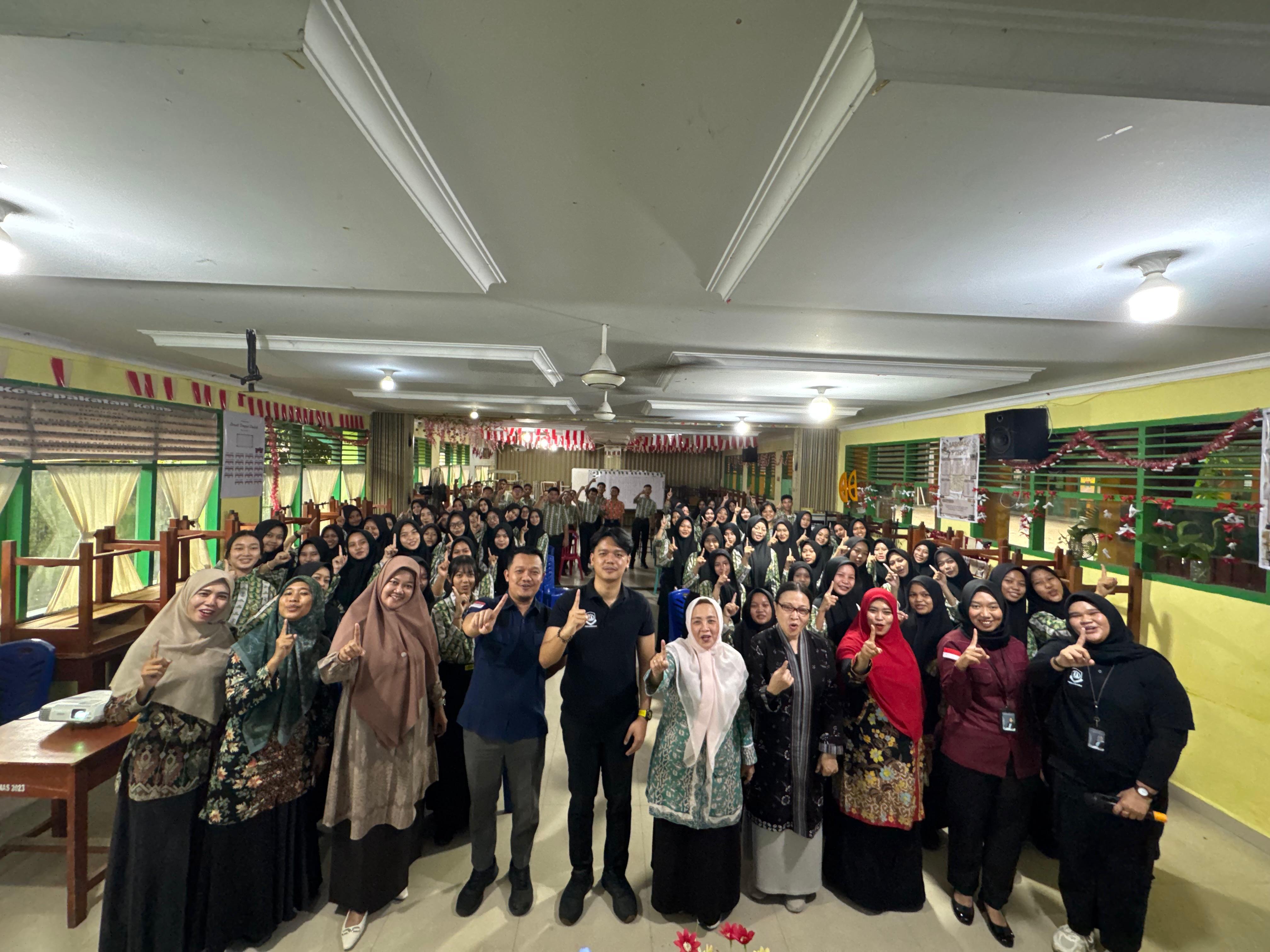 Imigrasi Pekanbaru Sambangi Sekolah! Edukasi Keimigrasian Lewat “Immigration Goes to School”