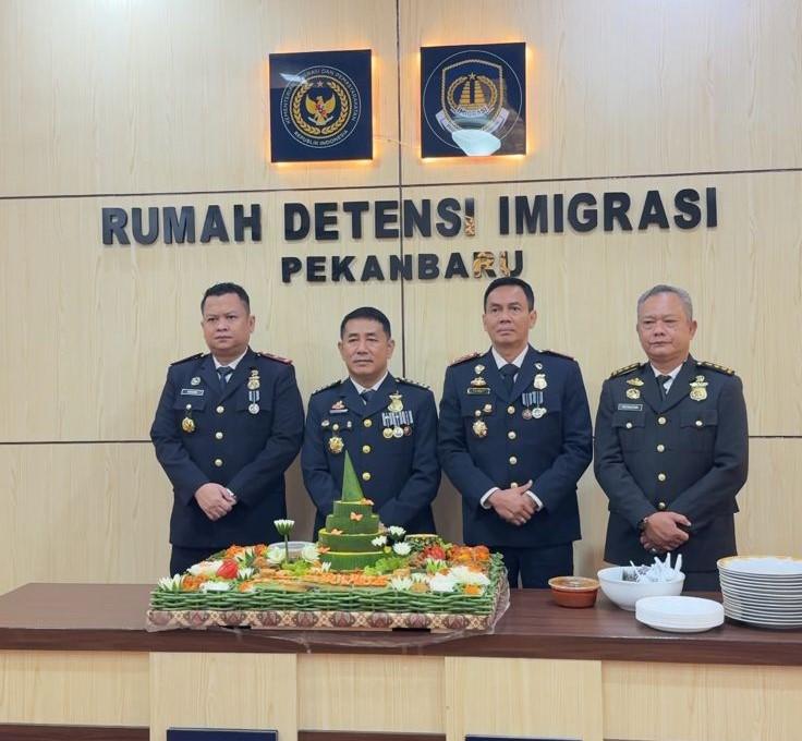 HBI ke-76, Imigrasi Pekanbaru Ikuti Syukuran Nasional Secara Daring, Perkuat Kebersamaan Insan Imigrasi