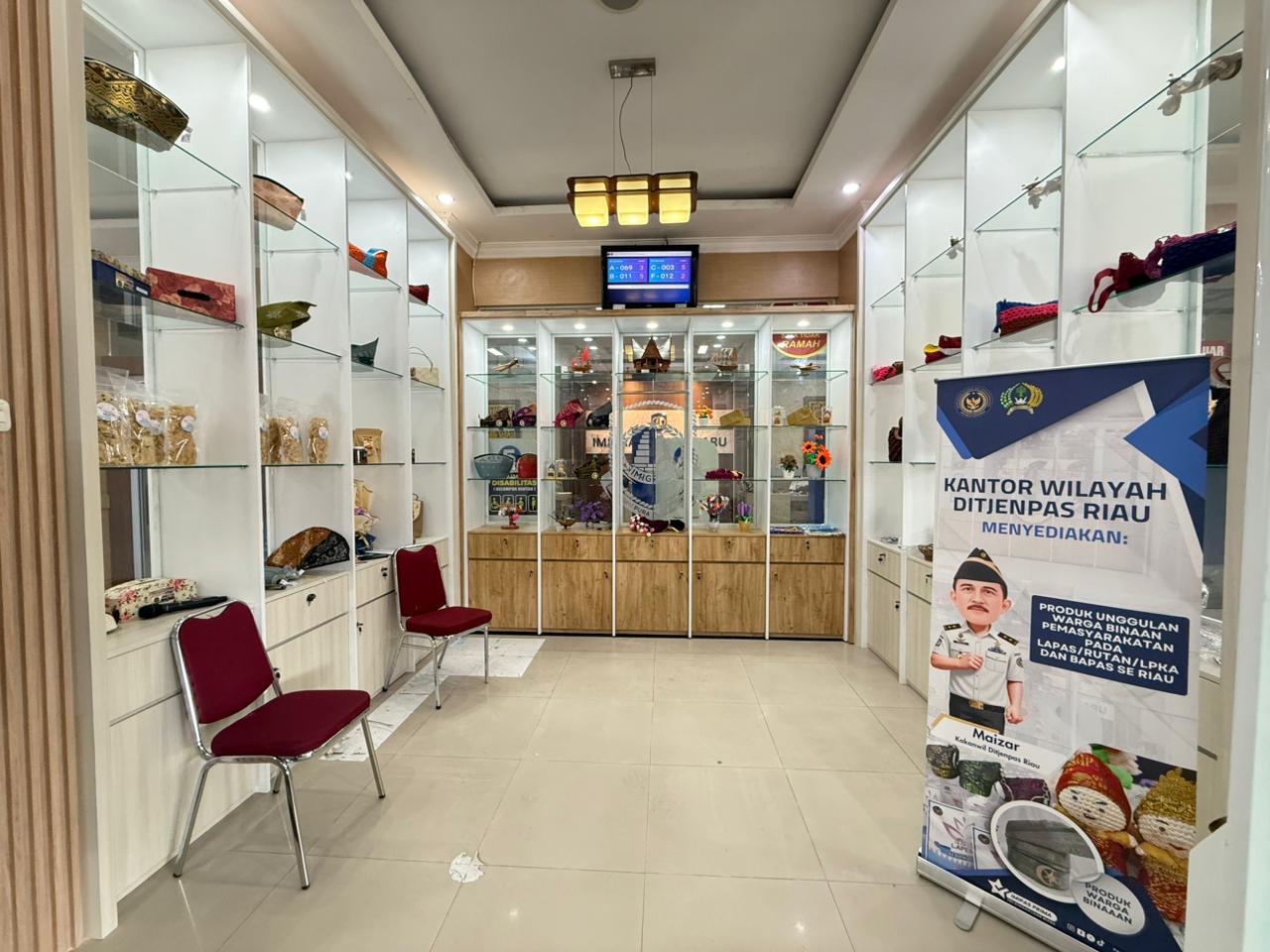 Sinergi Imigrasi dan Pemasyarakatan, Lounge Produk WBP Hadir di Kantor Imigrasi Pekanbaru